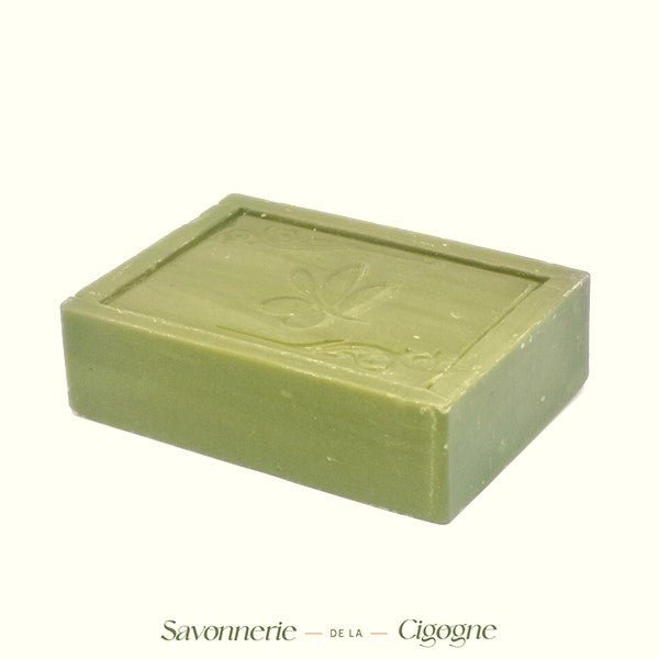 Savon d'Alep ornementé à l'huile d'olive 100g - Soin & GrâceSavonnerie de la CigogneSavon d'Alep ornementé à l'huile d'olive 100g